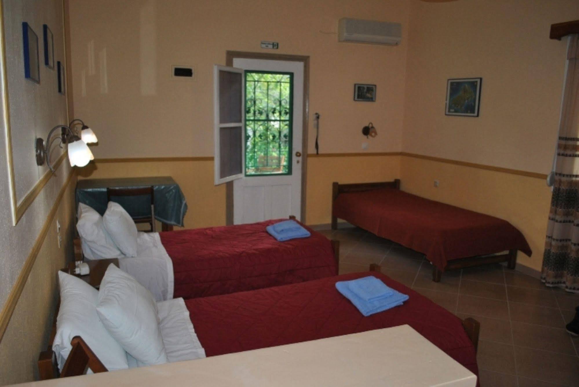 Stelios Studios Megali Ammos  Extérieur photo
